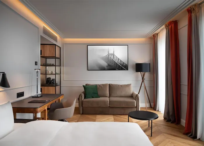 Radisson Collection Hotel, Basilica