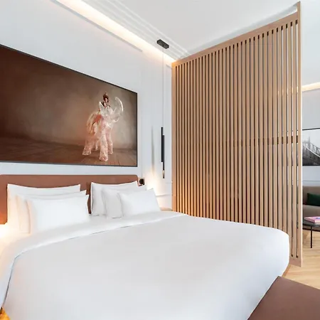 Radisson Collection Hotel, Basilica Szálloda