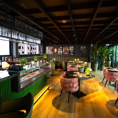Radisson Collection Hotel, Basilica 5* 부다페스트