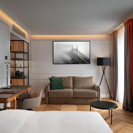 Radisson Collection Hotel, Basilica