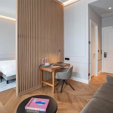 فندق Radisson Collection Hotel, Basilica