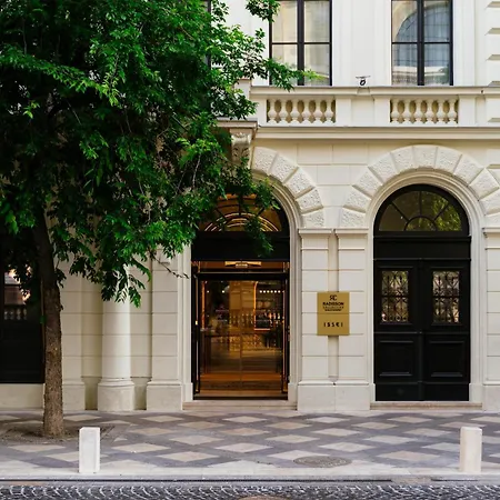 Radisson Collection Hotel, Basilica