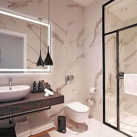 Radisson Collection Hotel, Basilica 5*