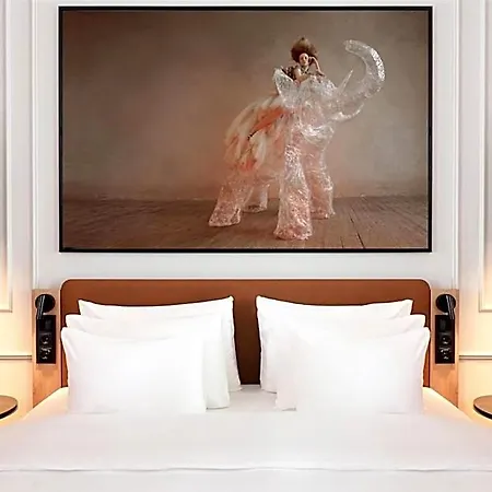 Radisson Collection Hotel, Basilica