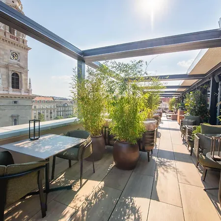 Radisson Collection Hotel, Basilica 호텔