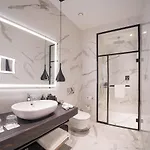 Radisson Collection Hotel, Basilica Hotel Budapesta