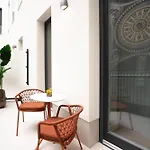 Radisson Collection Hotel, Basilica
