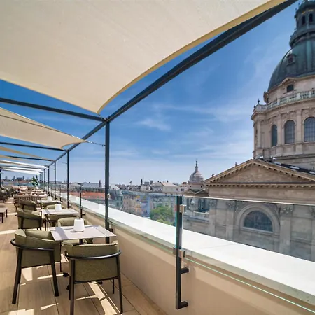 Radisson Collection Hotel, Basilica