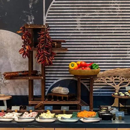 Radisson Collection Hotel, Basilica 5* בודפשט